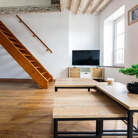 Apartment Hyper Centre Cosy Duplex Dans Les Remparts
